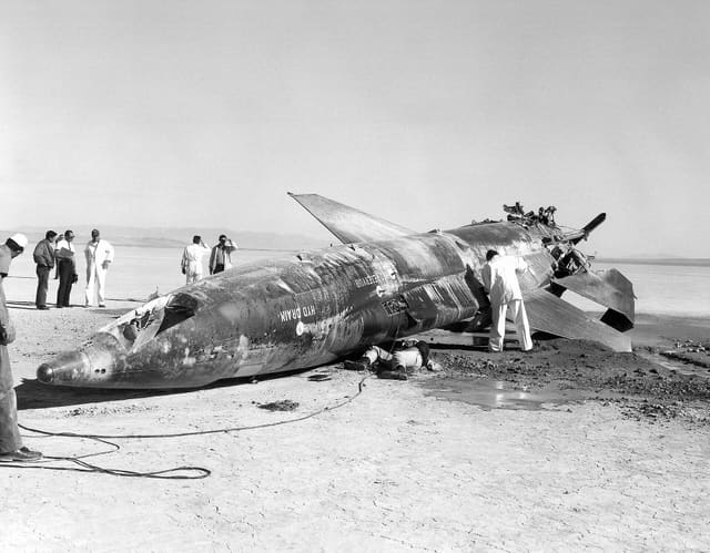- Aircraft