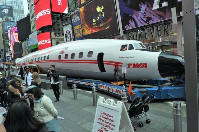 N8083H — Aircraft