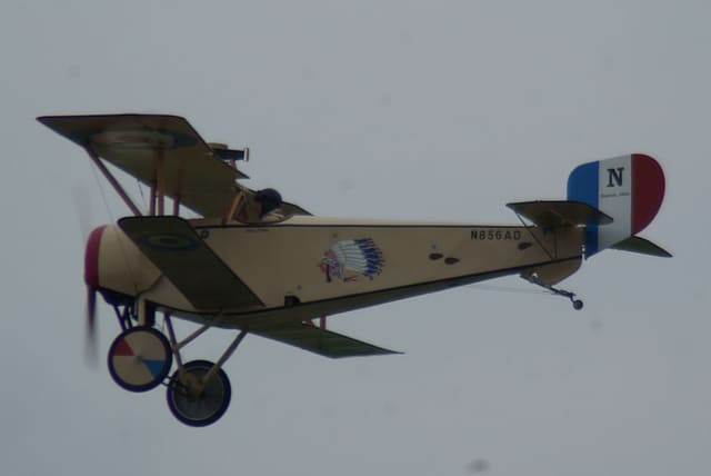 - Single-engine aircraft