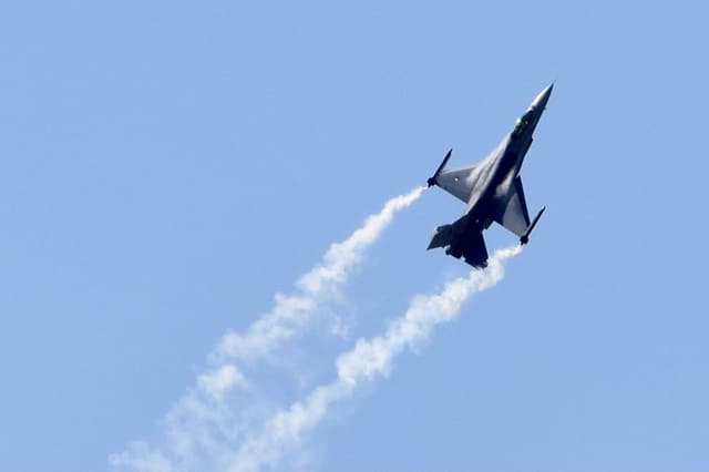 - Aircraft