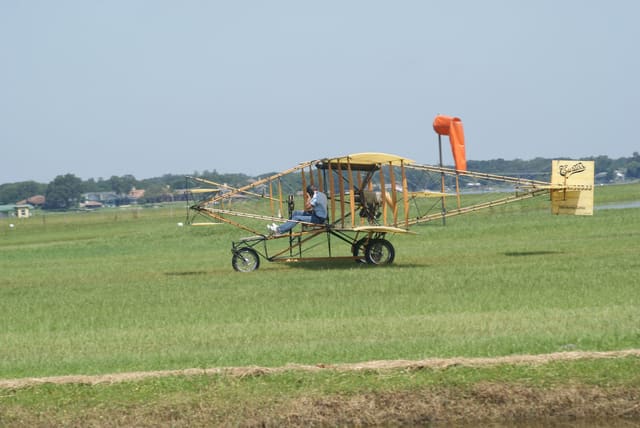 - Aircraft