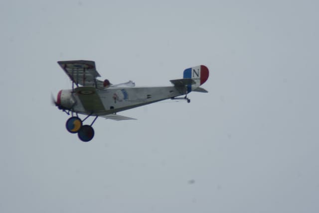 - Aircraft