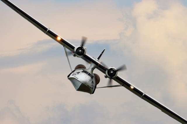 - Aircraft