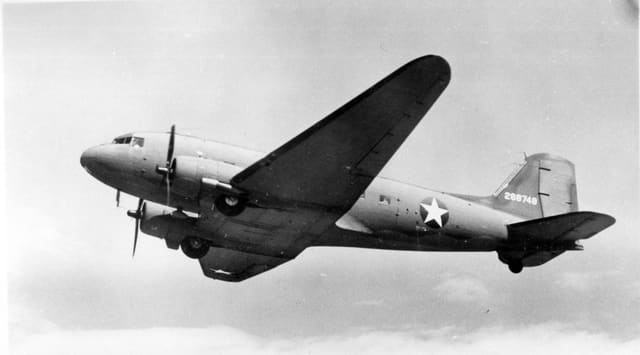 - Twin-engine aircraft