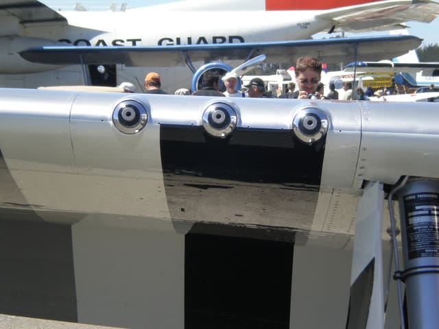 - Aircraft