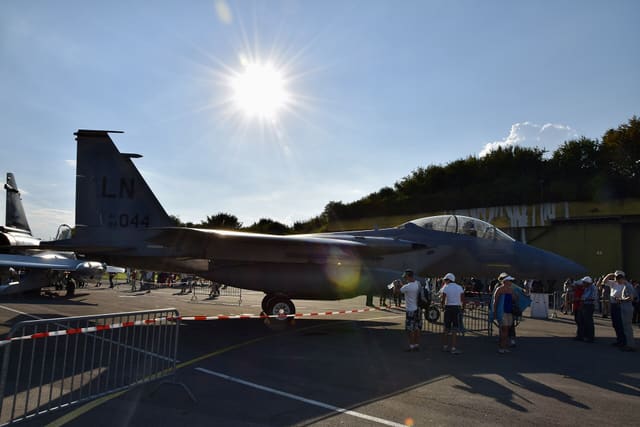 - Twin-engine aircraft