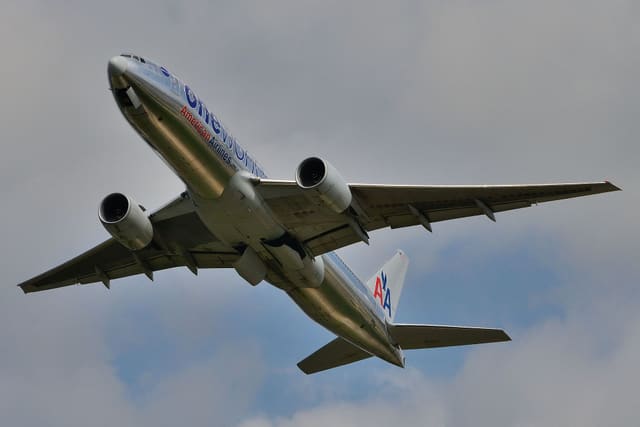 N791AN — Twin-engine aircraft
