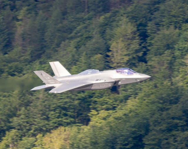 - Lockheed