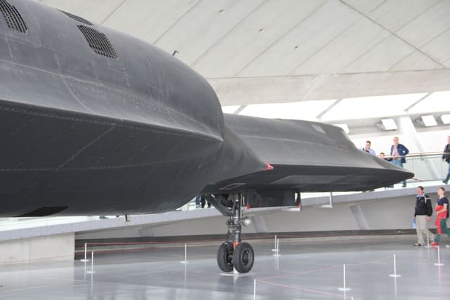- Lockheed