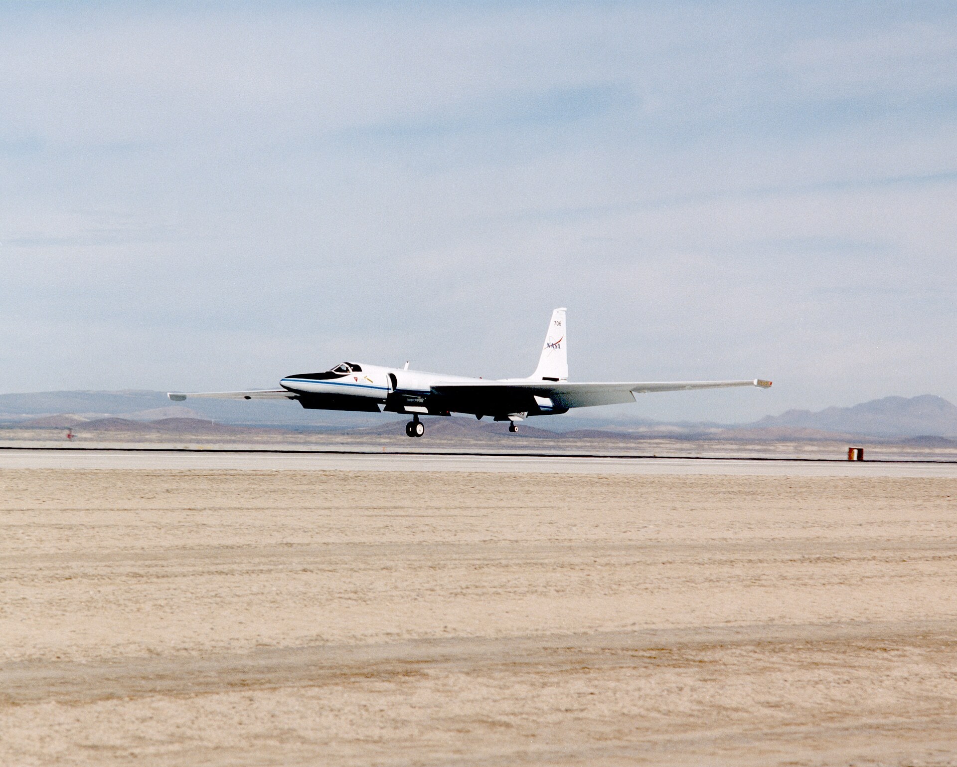 NASADFRC's best shot — N806NA