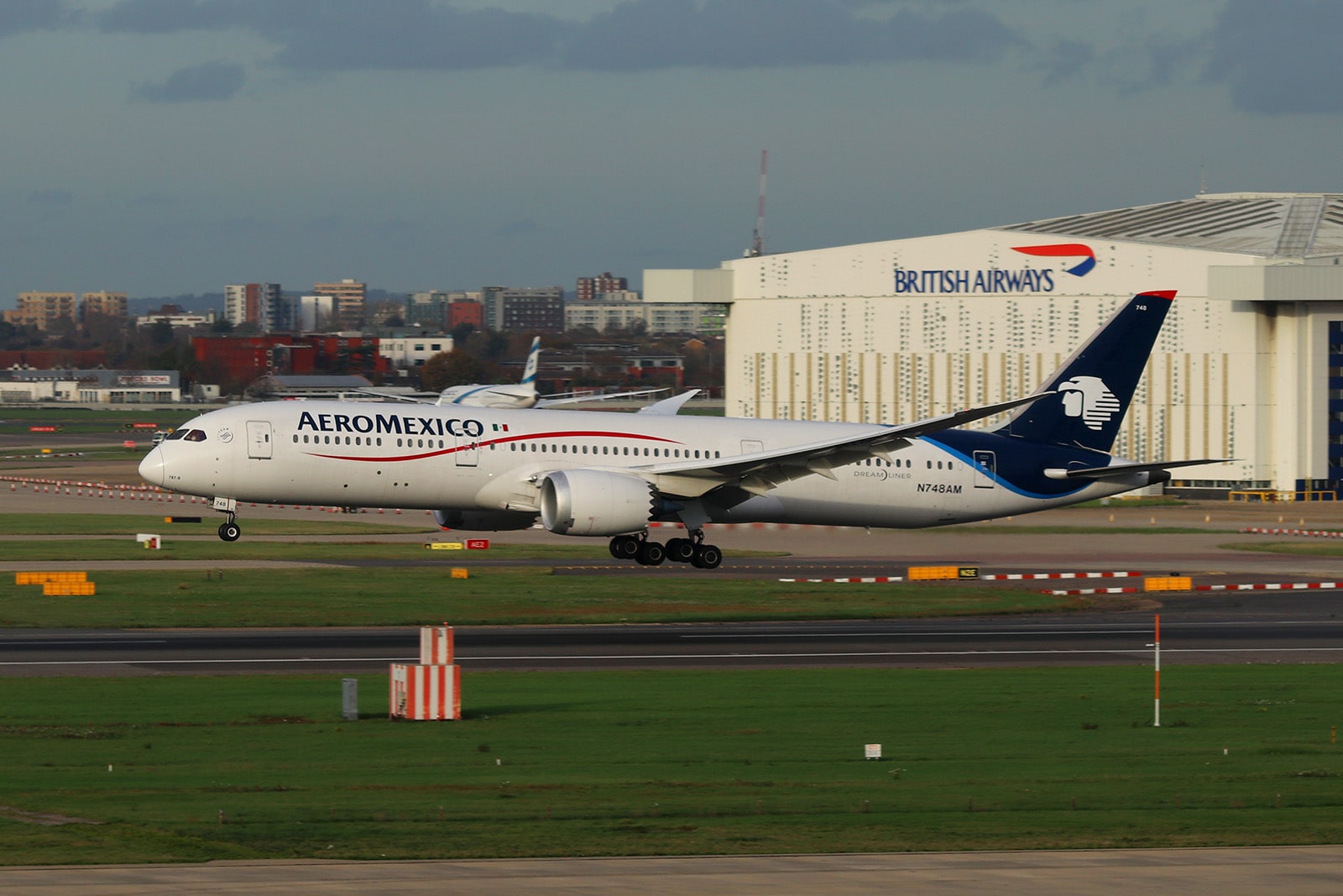 SouthseaMatt's best shot — N748AM