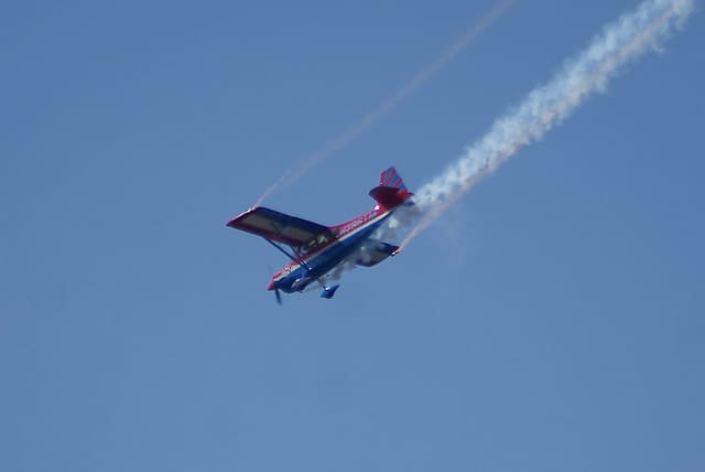 - Single-engine aircraft