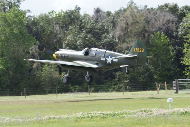 - Single-engine aircraft