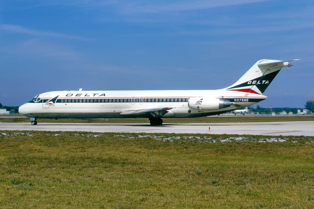 N975NE - Aircraft
