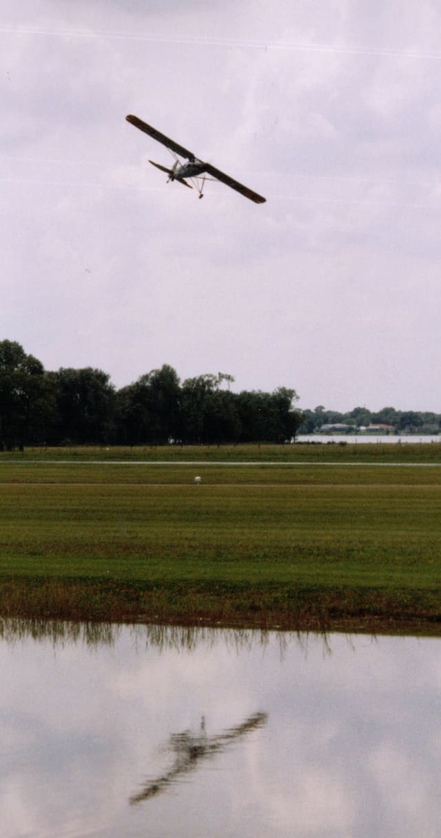 - Single-engine aircraft