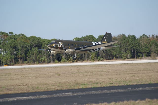 - Twin-engine aircraft