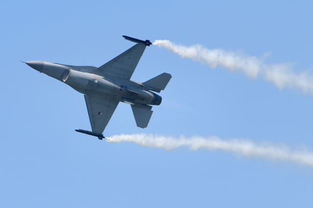  — Single-engine aircraft
