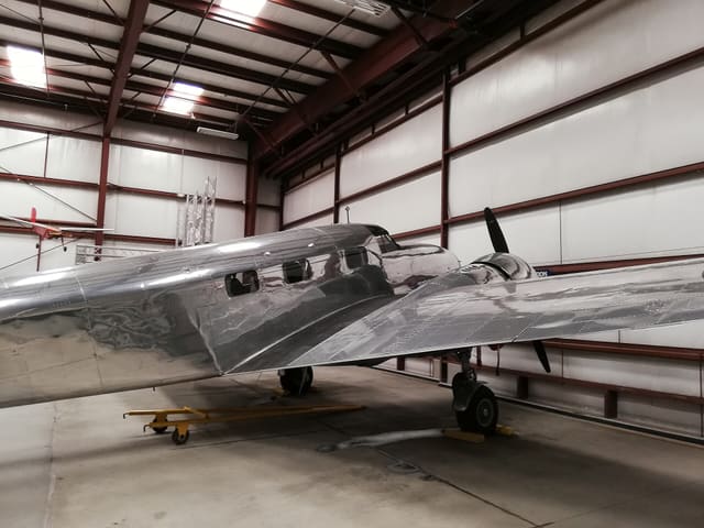 N93R — Twin-engine aircraft