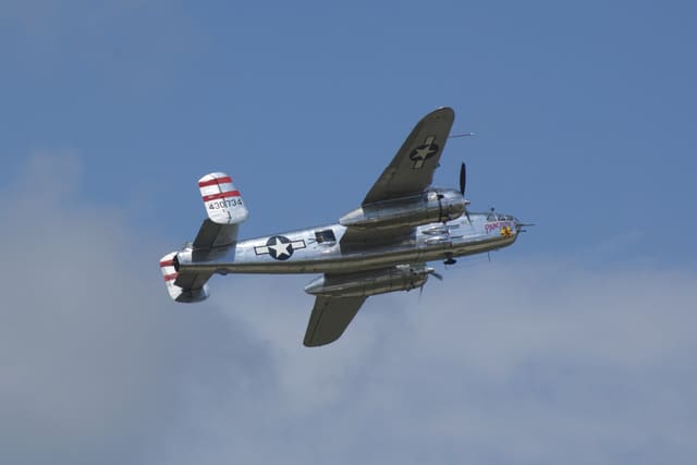 - Twin-engine aircraft